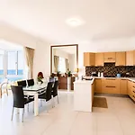 The Pearl - Sea View 1 * Sliema
