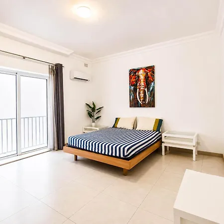 The Pearl - Sea View 1